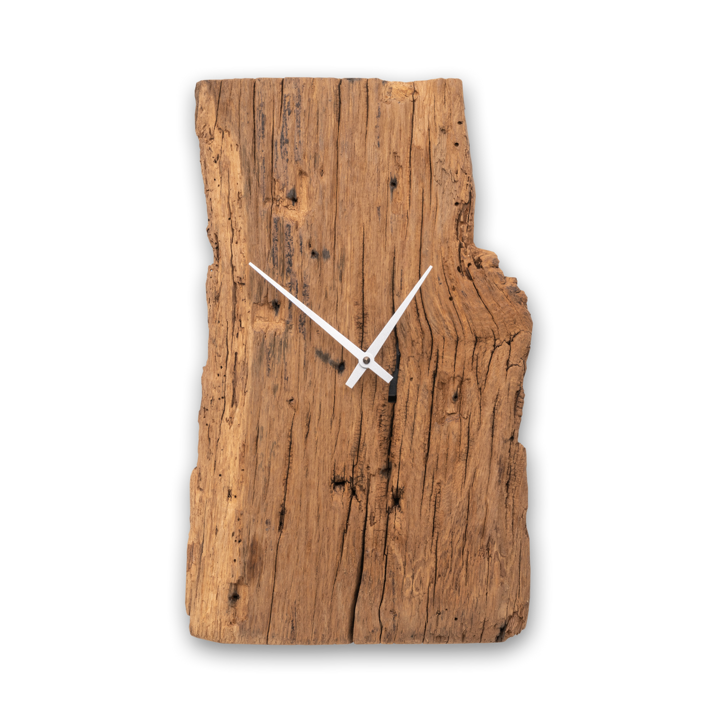 Wall clock made of reclaimed wood NO 386 